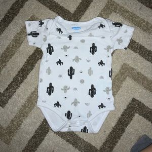🌵 cactus onesie 6-9 months
